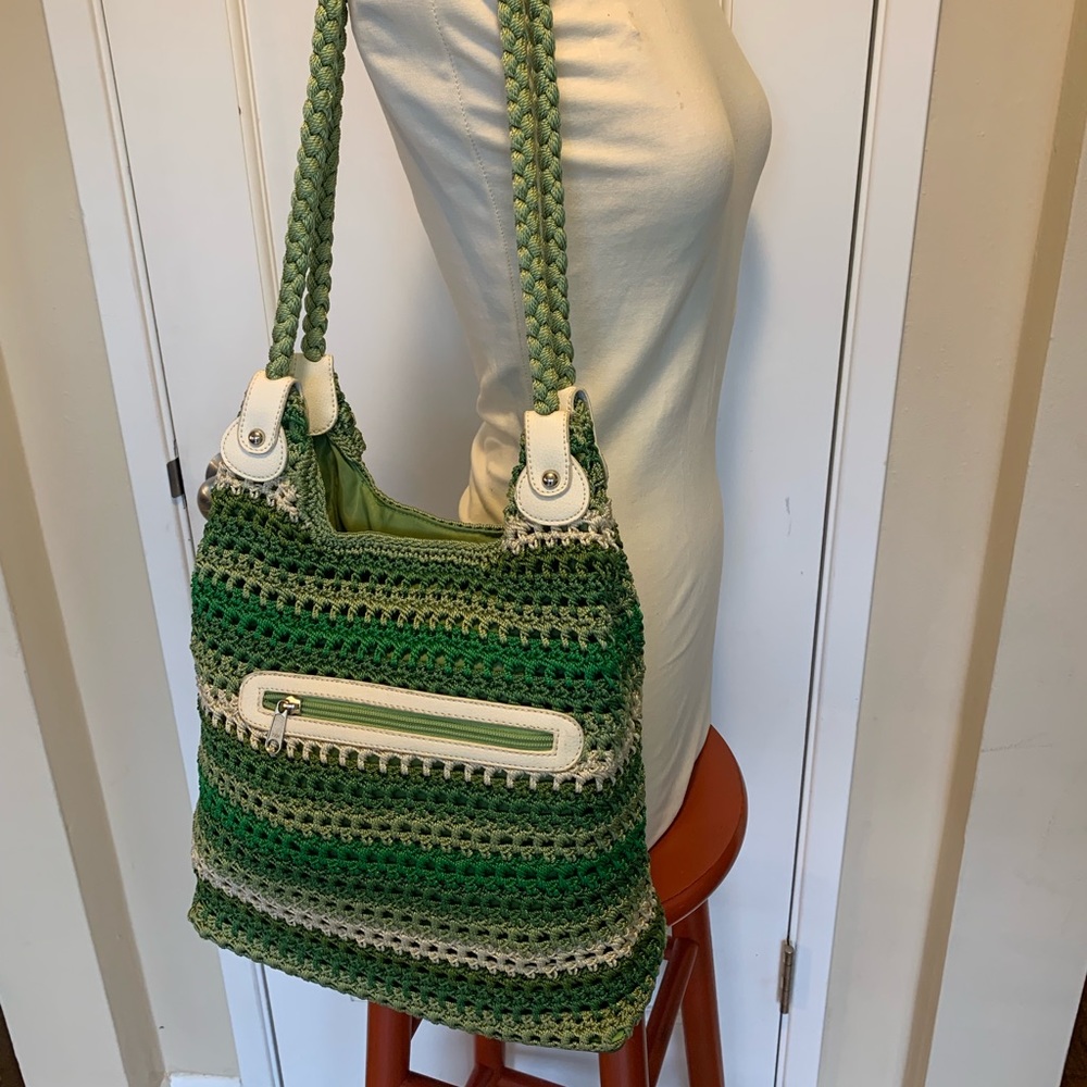 NWOT 💚 Luxy Crochet green striped handbag 💚
